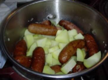 Photo recette Saucisses aux pommes de terre et vin blanc