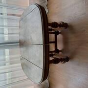 Antiquités table henri 2,bon état en chêne.