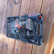 Bricolage perceuse Black et Deker