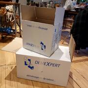 Bricolage cartons de déménagement, 1ère utilisation, +/- 100 ex