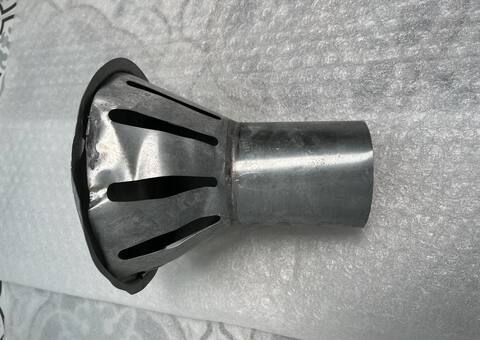 Bricolage sortie de toit métallique