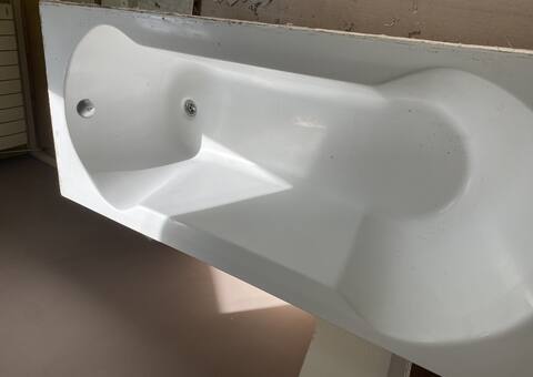 Bricolage baignoire comme neuve