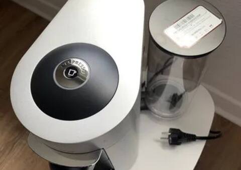 Electroménager cafetière Nespresso