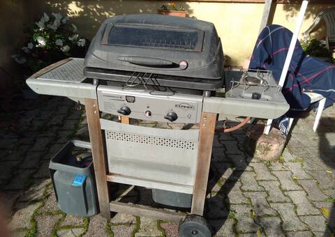 Electroménager barbecue à gaz