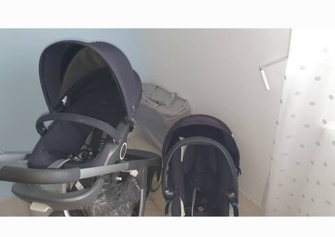 Equipements pour Bébé, Enfants, Puériculture poussette stokke