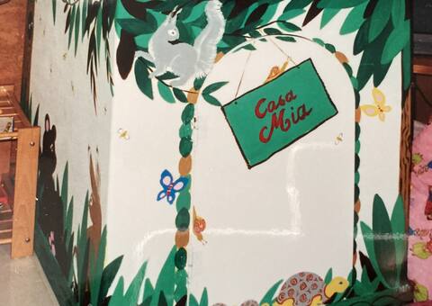 Equipements pour Bébé, Enfants, Puériculture maisonnette en bois réalisée par artisan,