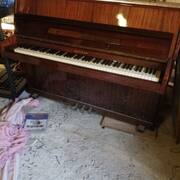 Instruments de musique piano droit