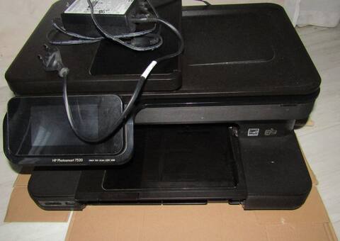 Informatique imprimante hp photomarst 7520