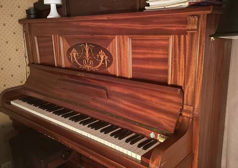 Instruments de musique piano droit