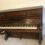 Instruments de musique piano Erard