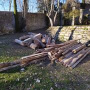 Jardinage bois chauffage ancienne charpente