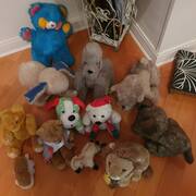 Jeux, Jouets une douzaine de peluches