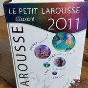Livres-Revues larousse 2011