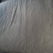 Literie matelas 190*140 blanc 7 ans bon état (ressorts ensachés)