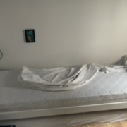 Literie sommier lit 190x90 bon état