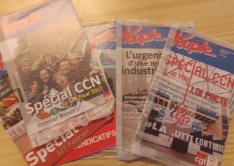 Livres-Revues magazines le peuple