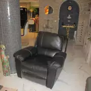 Meubles fauteuil cuir couleur noire à Aurillac