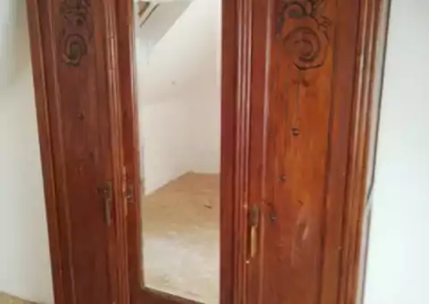 Meubles armoire année 50. Démontée.