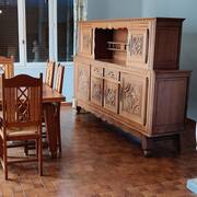Meubles bahut rustique de séjour avec table et 6 chaises