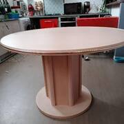 Meubles belle table de salle à manger
