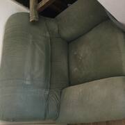 Meubles fauteuil velours vert très confort