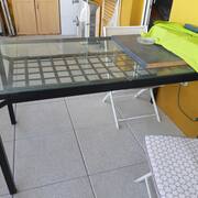 Meubles table
