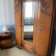 Meubles chambre armoire et table de nuit