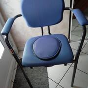 Meubles Chaise percée