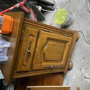 Meubles meuble ancien en bois un tiroir une porte