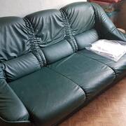 Meubles canapé trois places et fauteuil