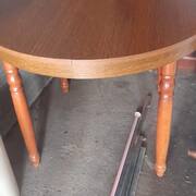 Meubles table