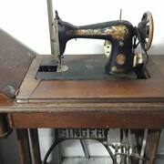 Meubles ancienne machine à coudre Singer