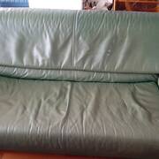 Meubles canapé convertible en cuir vert foncé