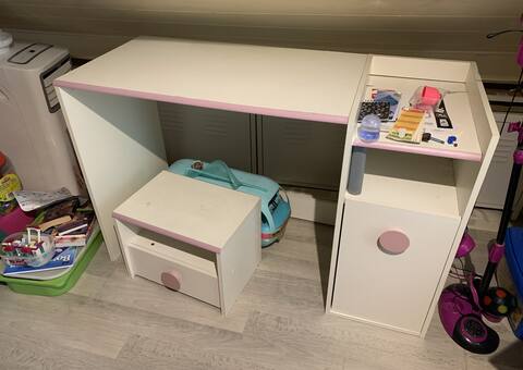 Meubles bureau et table de nuit