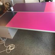 Meubles 6 bureaux et 1 table basse de bureau