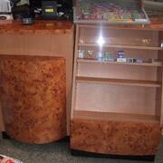Mobilier mobiler de caisse avec confiserie