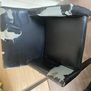 Mobilier 4 fauteuils confortables à retaper (recouvrir)