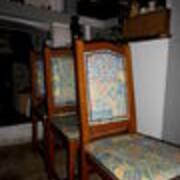 Mobilier 3 chaises ameublement refait en juillet dernier très bonne état
