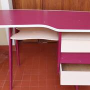 Mobilier bureau en bon état pour adulte ou enfant