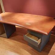 Mobilier 1 grand bureau