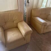 Mobilier canapé et fauteuils en cuir