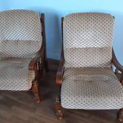 Mobilier 2 fauteuils et un canapé