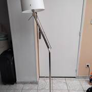 Mobilier lampe sur pied Ikéa