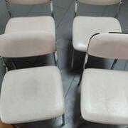 Mobilier 4 chaises