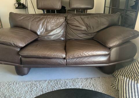 Mobilier canapé en cuir