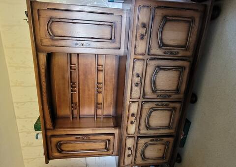 Mobilier buffet ancien bois massif urgent