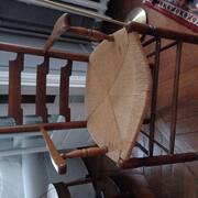 Mobilier deux fauteuils bois et assise en osier