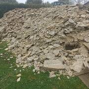 Terre et gravats pierres de remblai de tailles diverses