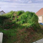 Terre et gravats terre suite à construction d'une maison (Hameau de Polhay)